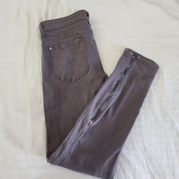 Anthropologie Pilcro and the Letterpress Fit/ Serif Gray Ankle Zip Jeans sz 28 - Picture 2 of 5